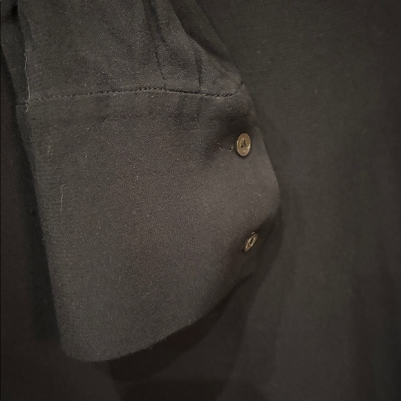 Vince Black V-Neck Tunic Blouse - Picture 5 of 5